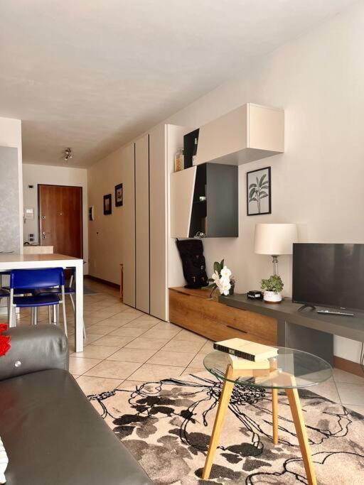 Me Ca - Appartamento Vacanze Riva del Garda Exteriör bild